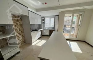 اپارتمان ۱۰۰متر کلید نخورده