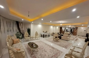 آپارتمان ۲۰۵متر تک واحد ائل گلی رجایی شهر ویلاشهر