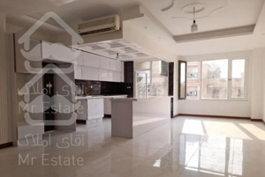 ۱۱۸مترشمال تهرانپارس۲پارکینگ۱۰س فول بالکن نور۲کله