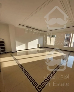 آپارتمان ۱۲۵ متر دو خواب تمیز