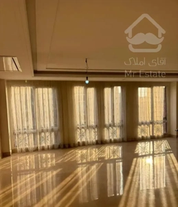 جهانتاب ۱۸۰ متر آپارتمانی دوبلکس ۳ تراس کاربردی
