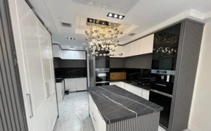 110متر/سرمایه گذاری/بالکن‌قابل‌چیدمان