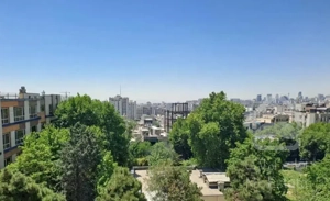 ملاصدرا  ۱۳۰متر۳خ  ۲پارکینگ  غرق نور
