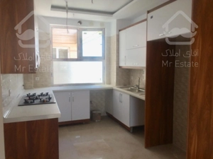 ۹۰متر آپارتمان مسکونی اباذر