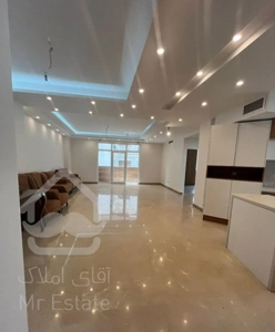 ۱۱۵ متر۲ خوابه ۲پارکینگ  ۲ساله ،فول ،حکمت