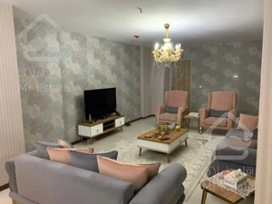 104 متری دریاچه چیتگر فول امکانات