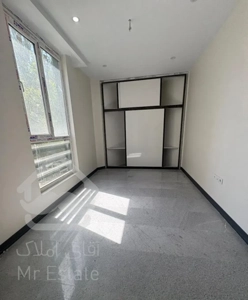نارمک / میدان صدم / ۹۲متر / تک فایل