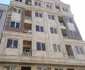 ۱۴۰متر/سه خواب/عمارتی فاخر/ورزی/سالن پرده خور