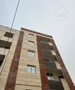 آپارتمان تک واحدی  ۱۱۷ متری نوساز کلید نخورده