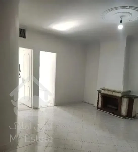دوخوابه با انباری روبه آفتاب