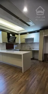 آپارتمان ۱۱۱متر فول بازسازی نیاوران نورگیر