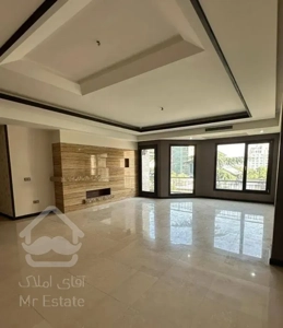 زعفرانیه ۱۹۰متر ۳خواب/ ۵ ساله،طبقات بالا، فول،تراس