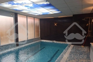 ویلا استخردارتریبلکس(بیلیارد+فوتبال دستی)مالک هستم