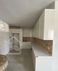 ۱۴۵ متری ۳ خوابه در ارم رو به افتاب