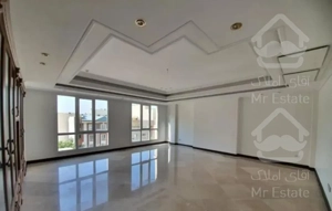 آجودانیه//۱۷۶متر ۳ خواب/غرق در نور بدون مشرف