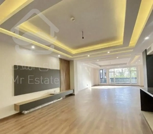 ۱۰۰ متر/سالن پرده خور/فول بازسازی/زیر قیمت