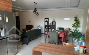 ۱۲۰ متری ۲ خواب در شهر زیبا دسترسی عالی کم سن فول