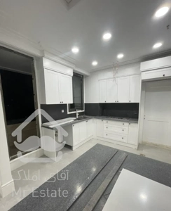 ١١٥متر نوسازی شده/نگهبانی ٢٤ ساعته