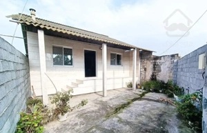 خونه ویلایی زیر قیمت با سندتک برگ داخل بافت مسکونی