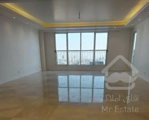 ۱۴۰متر/سالن پرده خور/۲ پارکینگ