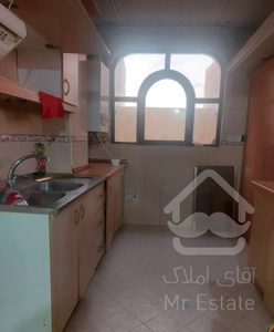 فروش آپارتمان ۸۵متری خوش جا ونزدیک به خیابان اصلی