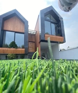 ویلا باغچه نیم پیلوت استخردار شهرکی سند تک‌برگ