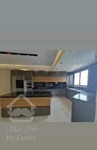 قائم مقام مشاهیر ۱۰۰ متر نوساز کلید نخورده