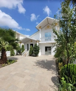 نیم پیلوت /۲۵۰متری /با مستندات /با گیت نگهبانی