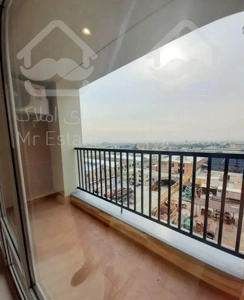 125متر   کم واحد ، روبه آفتاب      جای دنج شهران