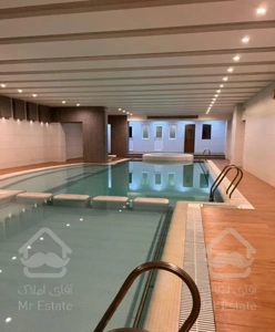 فرشته122متر تراس روبه باغ هکتاری نوساز متریال برند