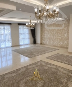 نیاوران/شمال کاخ/۱۵۰متر/نور عالی