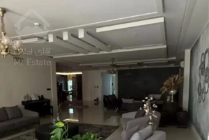 330 متر حامد