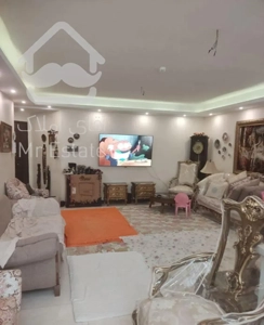 آپارتمان 105متری دوخواب با حیاط  مسقف