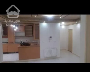 اپارتمان ۱۰۰ متری .دریاچه چیتگر