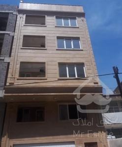 آپارتمان ۱۱۰ متری رو به نما شهریار