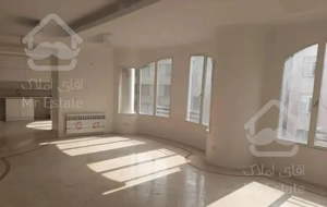 ۱۶۸ متر ۳ خوابه در نفت  شیک فول امکانات