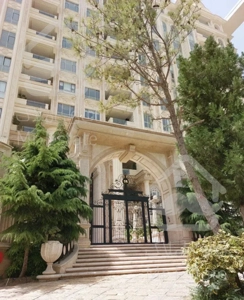 برج باغ ۲۰۰ متر ۳خواب با ۲۰۰۰ متر لابی