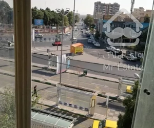 آپارتمان 80 متری واقع در میدان شهر زیبا