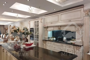 فروش آپارتمان ۲۴۰ متر نوساز خوش نقشه همایون