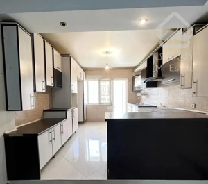 ۸۰ متر فول امکانات نما تراورتن ویو دار