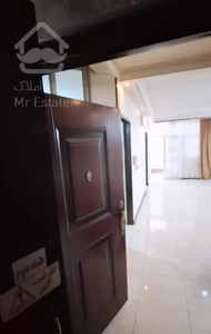 آپارتمان مجردی طبقه اول شیخ صدوق شمالی