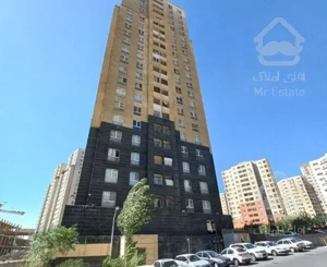 واحد مسکونی ۱۲۰متری چیتگر