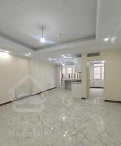 ۶۶ متر ۲ساله * فروشنده واقعی * رو به آفتاب / لابی