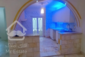 آپارتمان ۱۲۰ متری دوخوابه بسیارتمیز ونورگیر