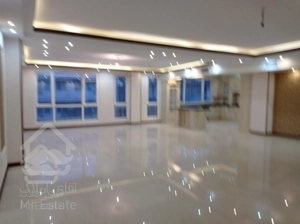 ۲۲۳ متر چهار خواب آیت الله کاشانی خ مهران