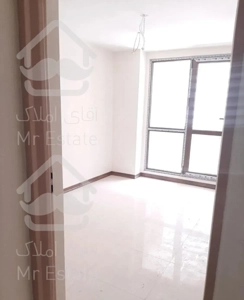 آپارتمان ۱۱۴ متری چیتگر