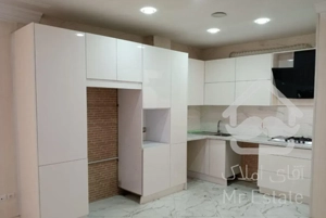 85 متر بازسازی شده با پارکینگ انباری