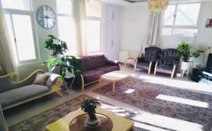آپارتمان یک خوابه حیاط اختصاصی