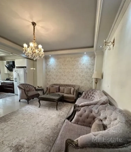 ۵۶ متر فول امکانات نقل بازار غربی ها عادل