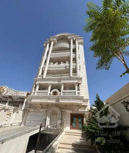 گوهردشت فاز۲ شمالی حیاط ۱۵۰ متر  نمارومی